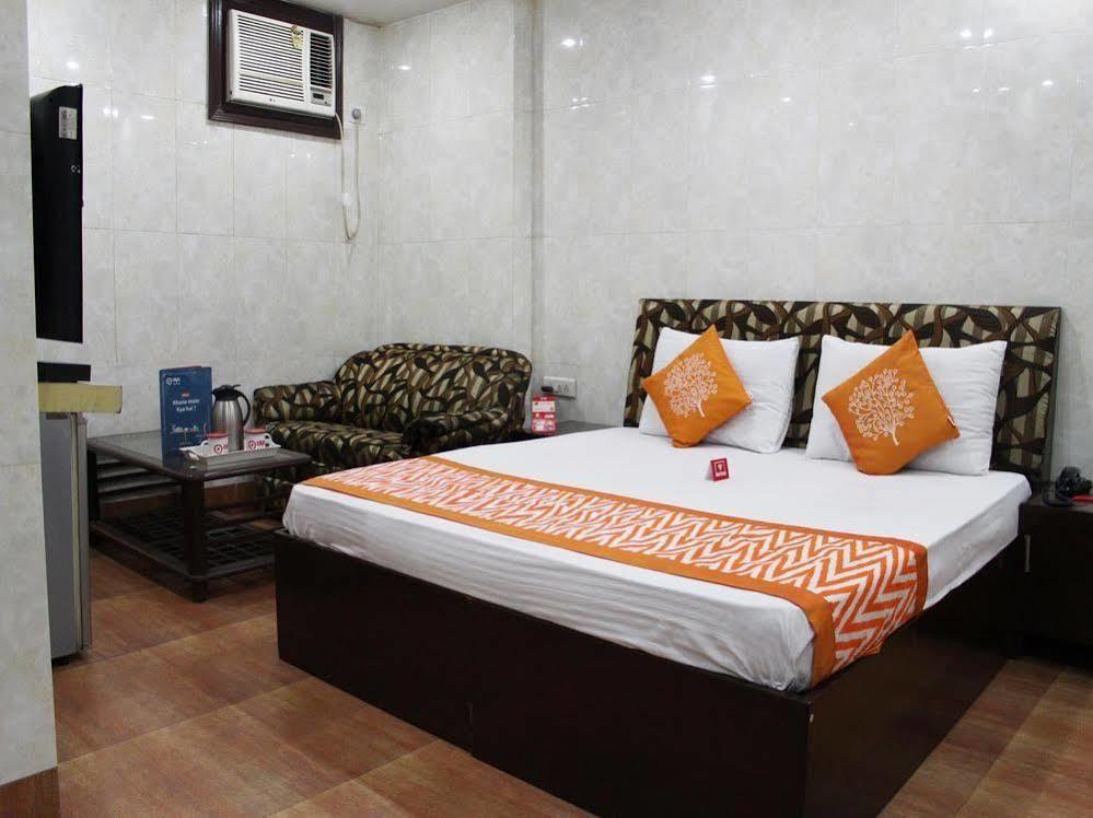 Oyo 2705 Hotel Preet Palace Neu-Delhi Exterior foto